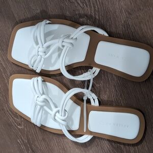 Azalea Wang Stetson White sandals, size 9, FREE SHIPPING